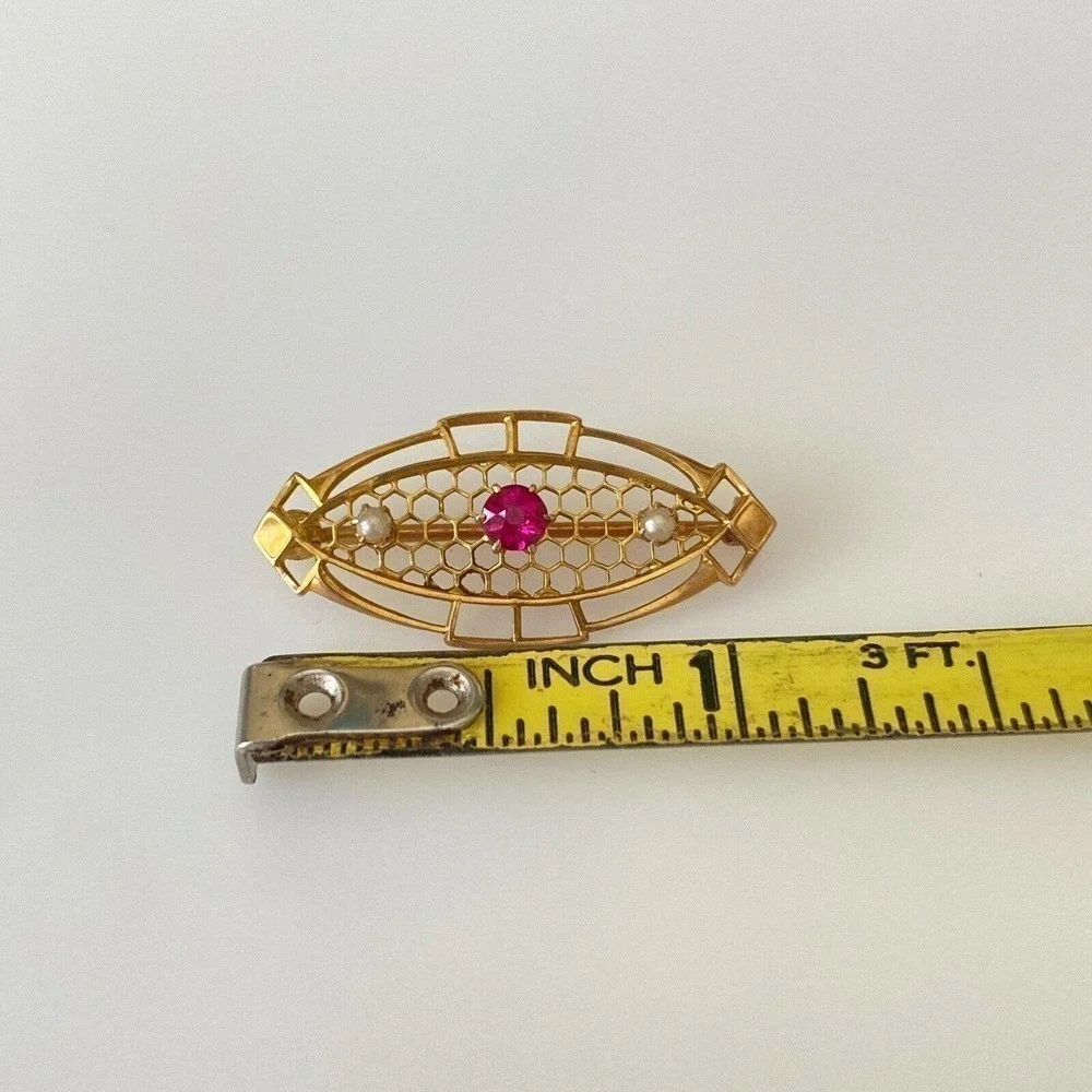 Vintage 10k Solid Yellow Gold Ruby Seed Pearl Petite Brooch Pin